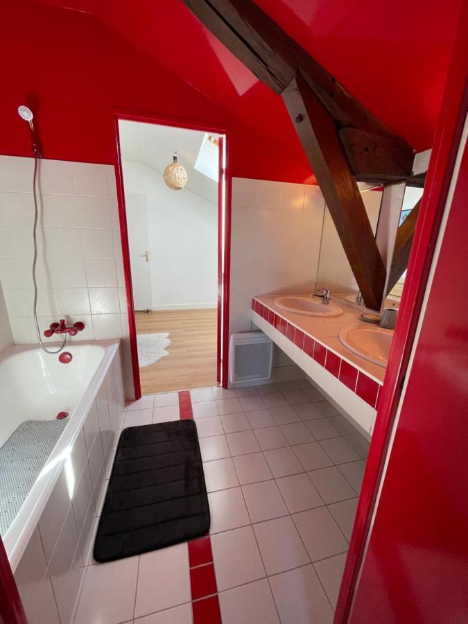 Grand Appartement Hypercentre Avec Terrasse Et Parking ปัวติเยร์ ภายนอก รูปภาพ