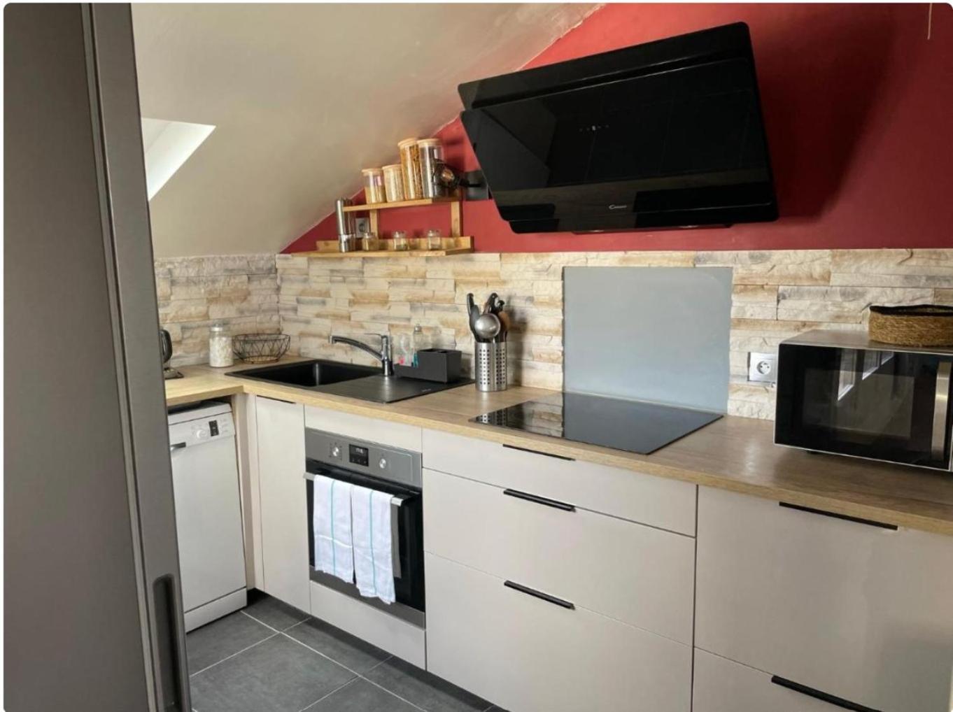 Grand Appartement Hypercentre Avec Terrasse Et Parking ปัวติเยร์ ภายนอก รูปภาพ
